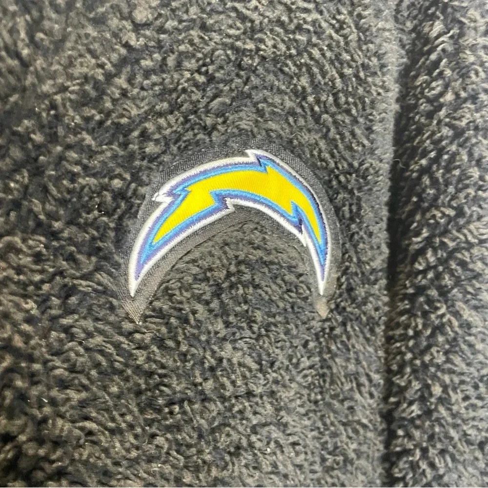 NFL Pro Line LA Chargers Black Fleece Full Zip Hooded Jacket